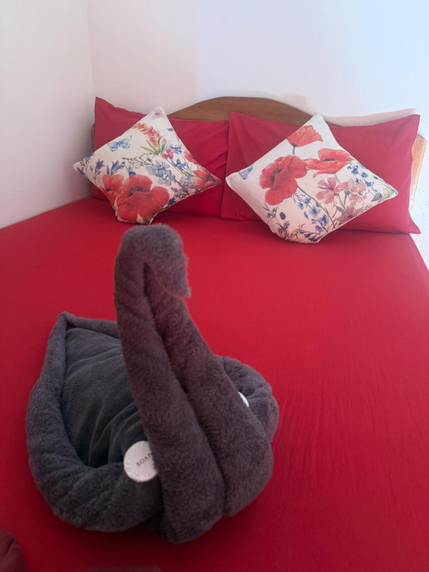 Lolo Bob'S Bed And Breakfast Ел Нидо Екстериор снимка